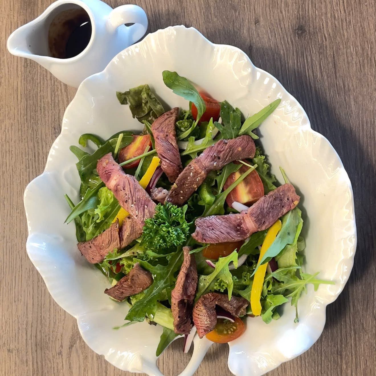 Salad Bò Mỹ tại Cardi Pizzeria Đà Nẵng